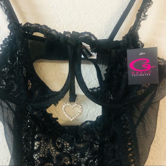 G World Intimates Queen of Hearts Ruffle Lace Open Back Teddy - Picture 7 of 13